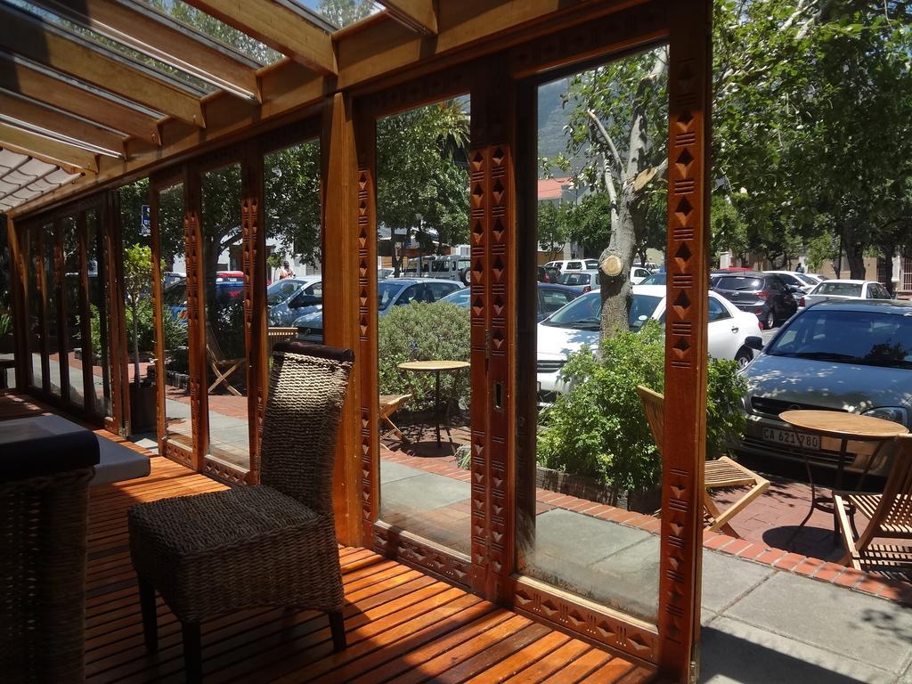 Ikhaya Lodge Кейптаун Екстериор снимка