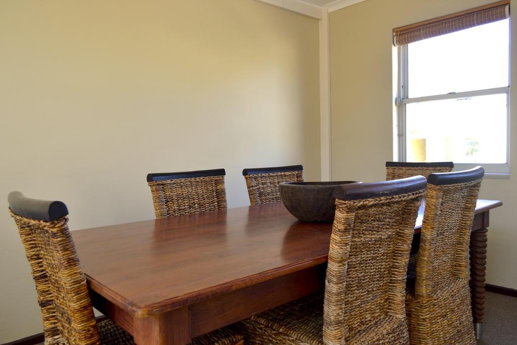 Ikhaya Lodge Кейптаун Екстериор снимка