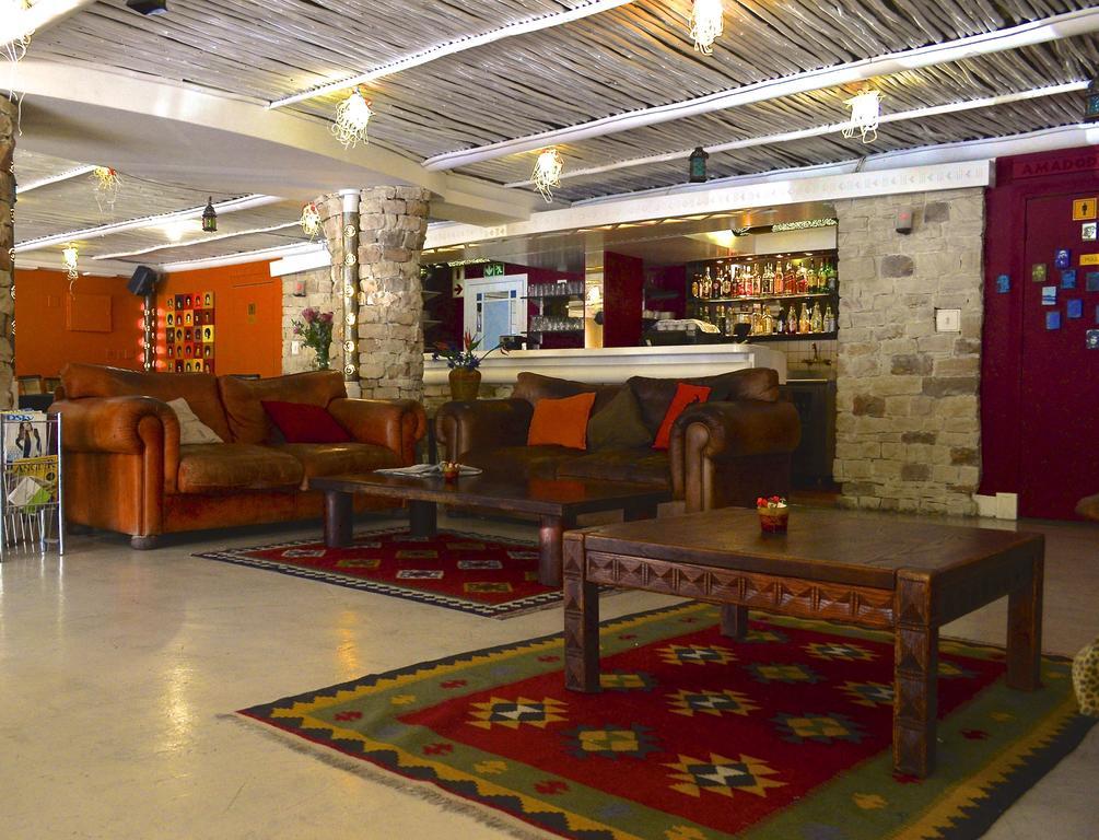 Ikhaya Lodge Кейптаун Екстериор снимка