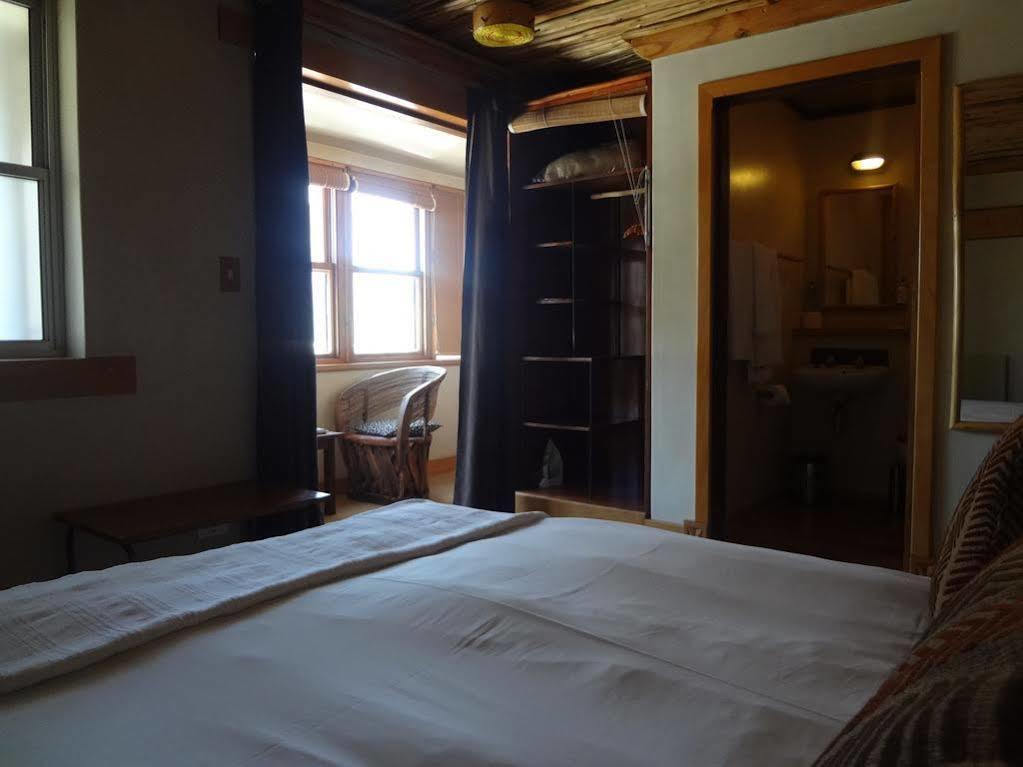 Ikhaya Lodge Кейптаун Екстериор снимка